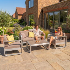 rengard-website-product-fairy-sofa-set-summer patio-couple