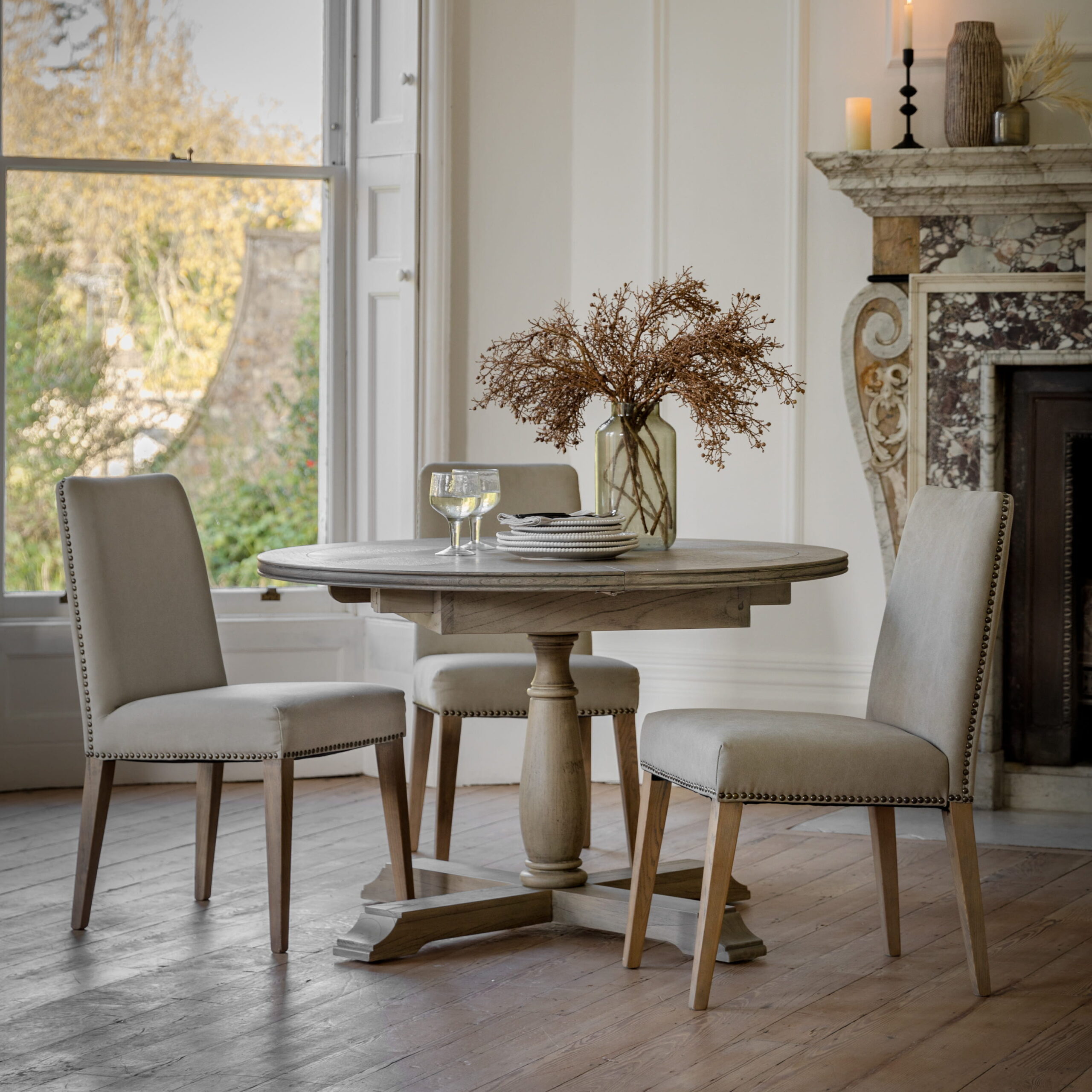 Provence Round Extending Dining Table