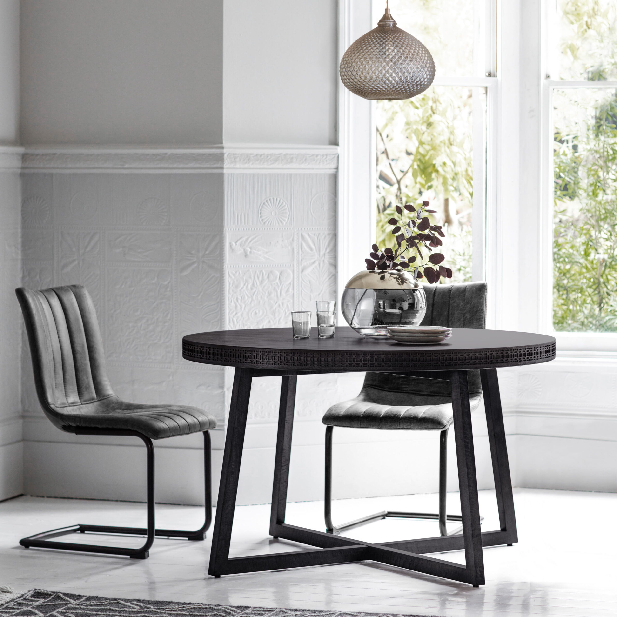 Marrakesh Round Dining Table