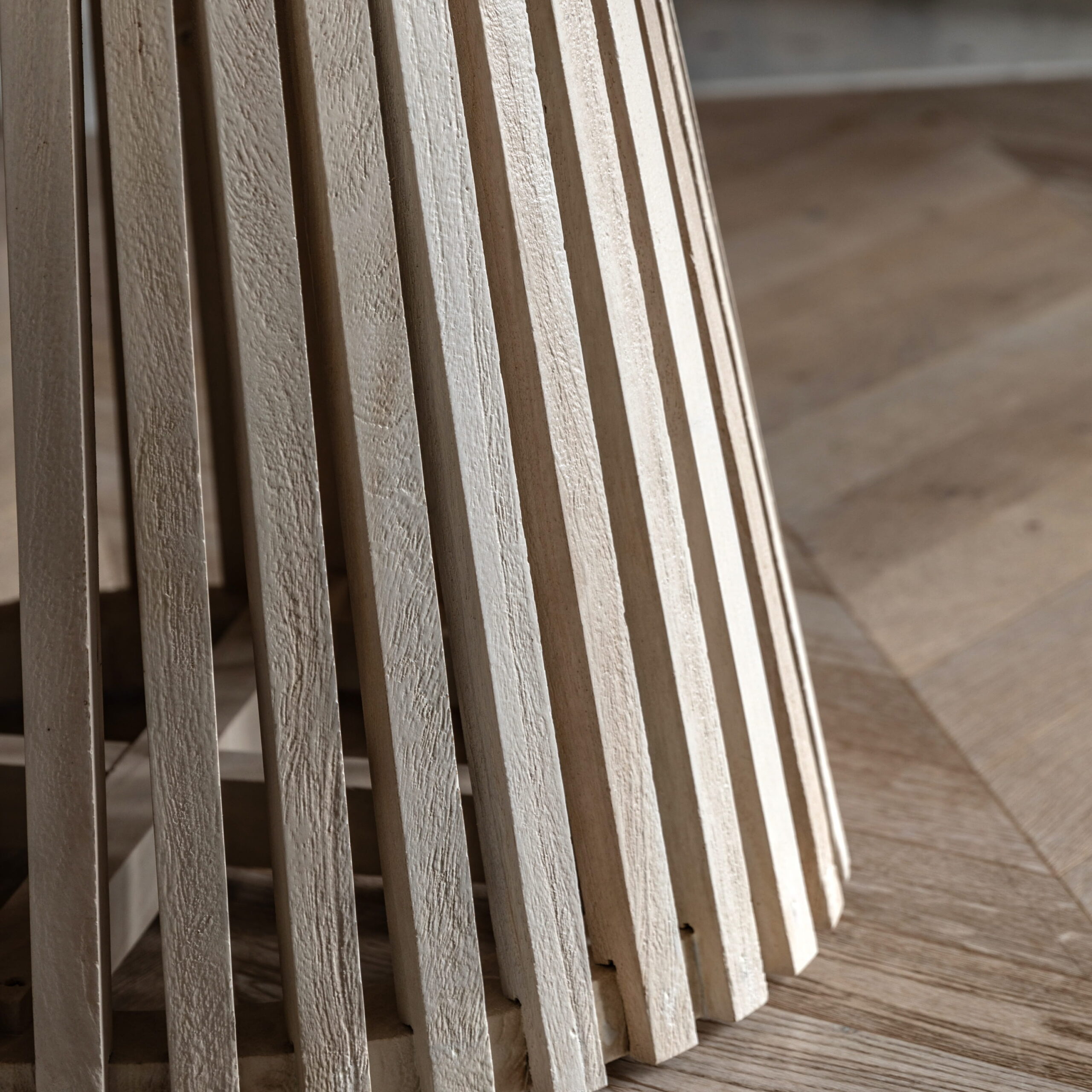 Mayfair Round Dining Table - Image 3