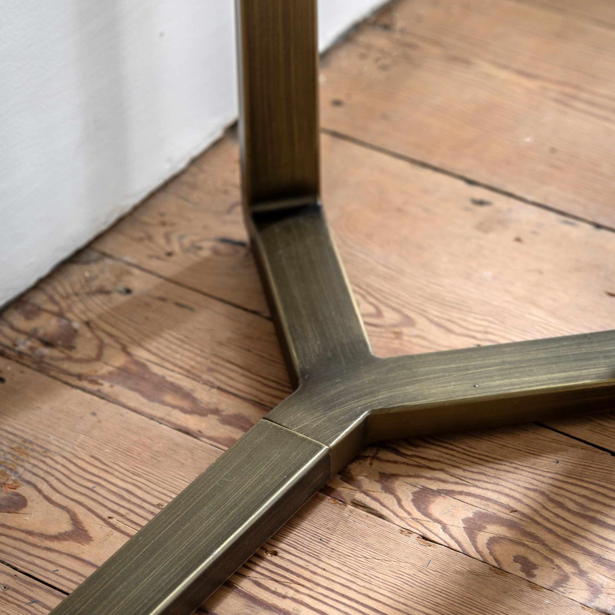 Velluto Console Table - Image 3