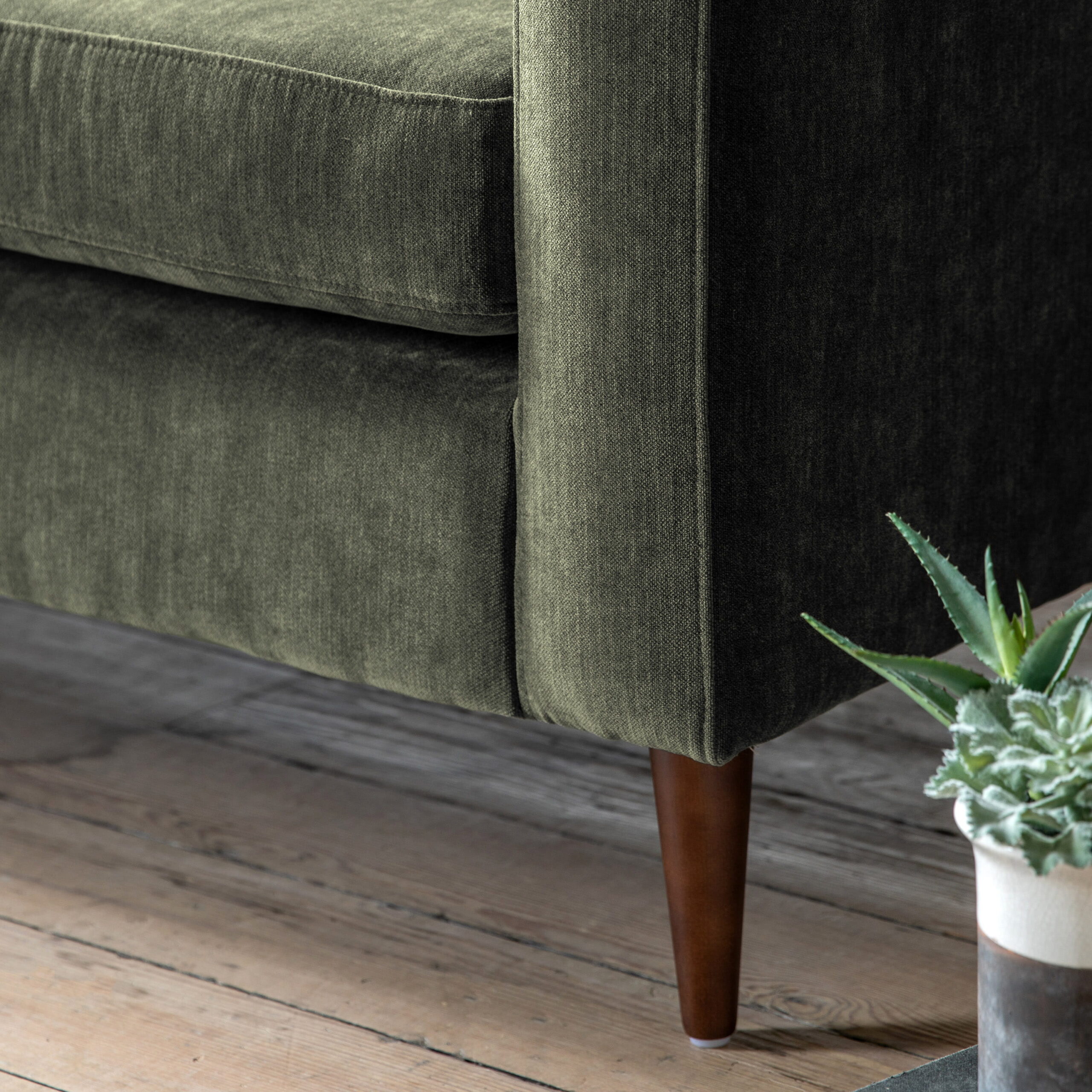 Wrenwell 2 Seater Sofa Forest Green - Image 3