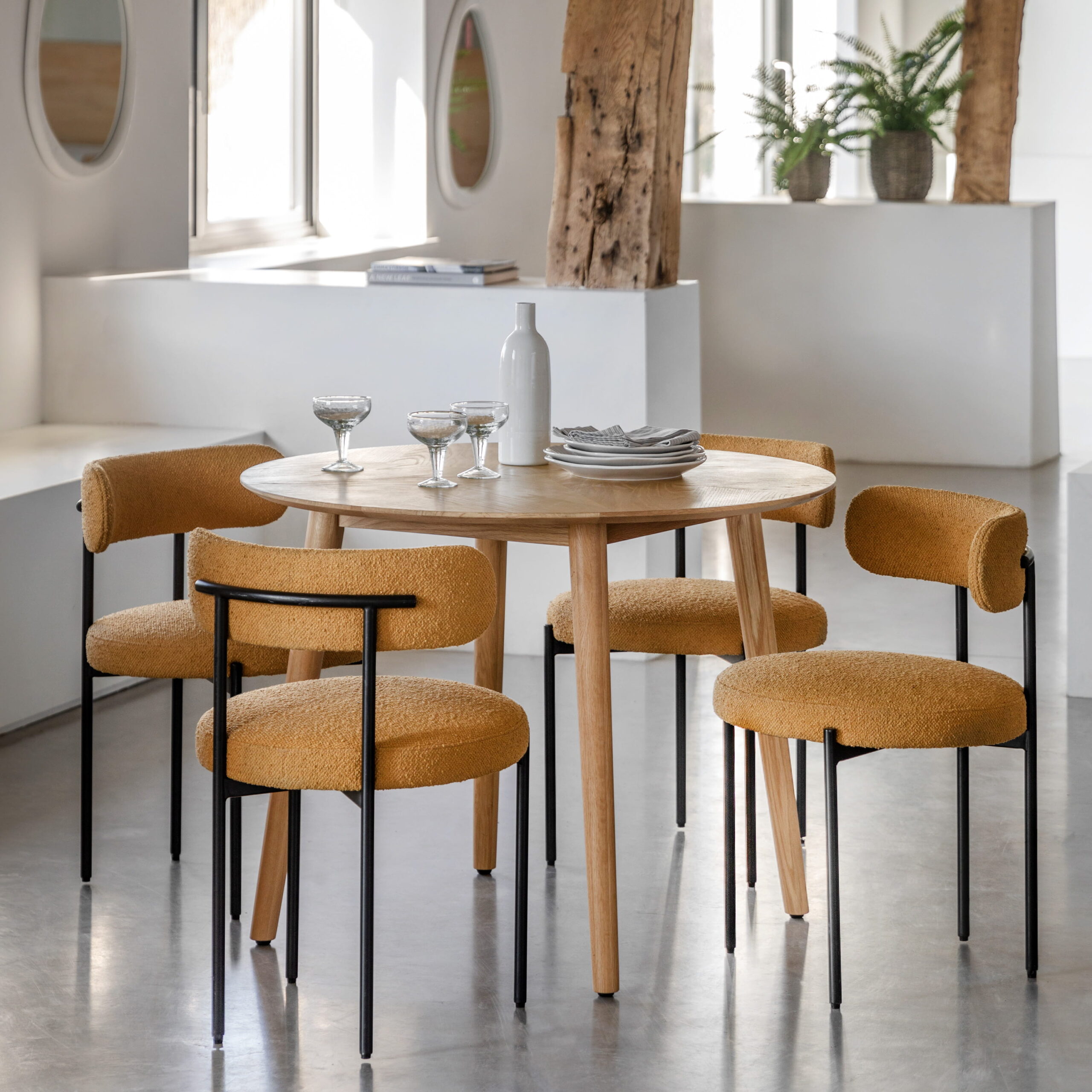 Torino Round Dining Table