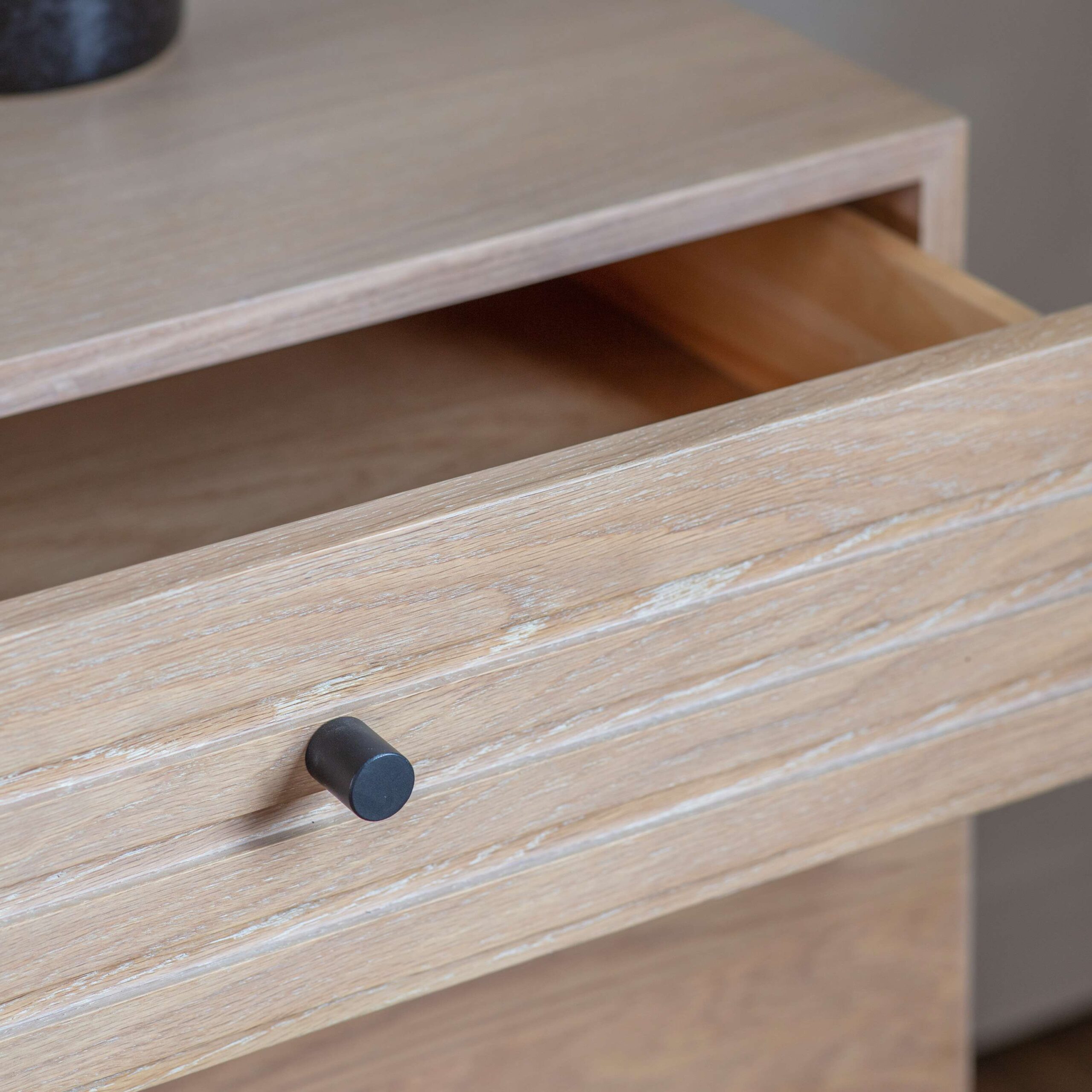 Kyoto 2 Drawer 2 Door Sideboard - Image 2