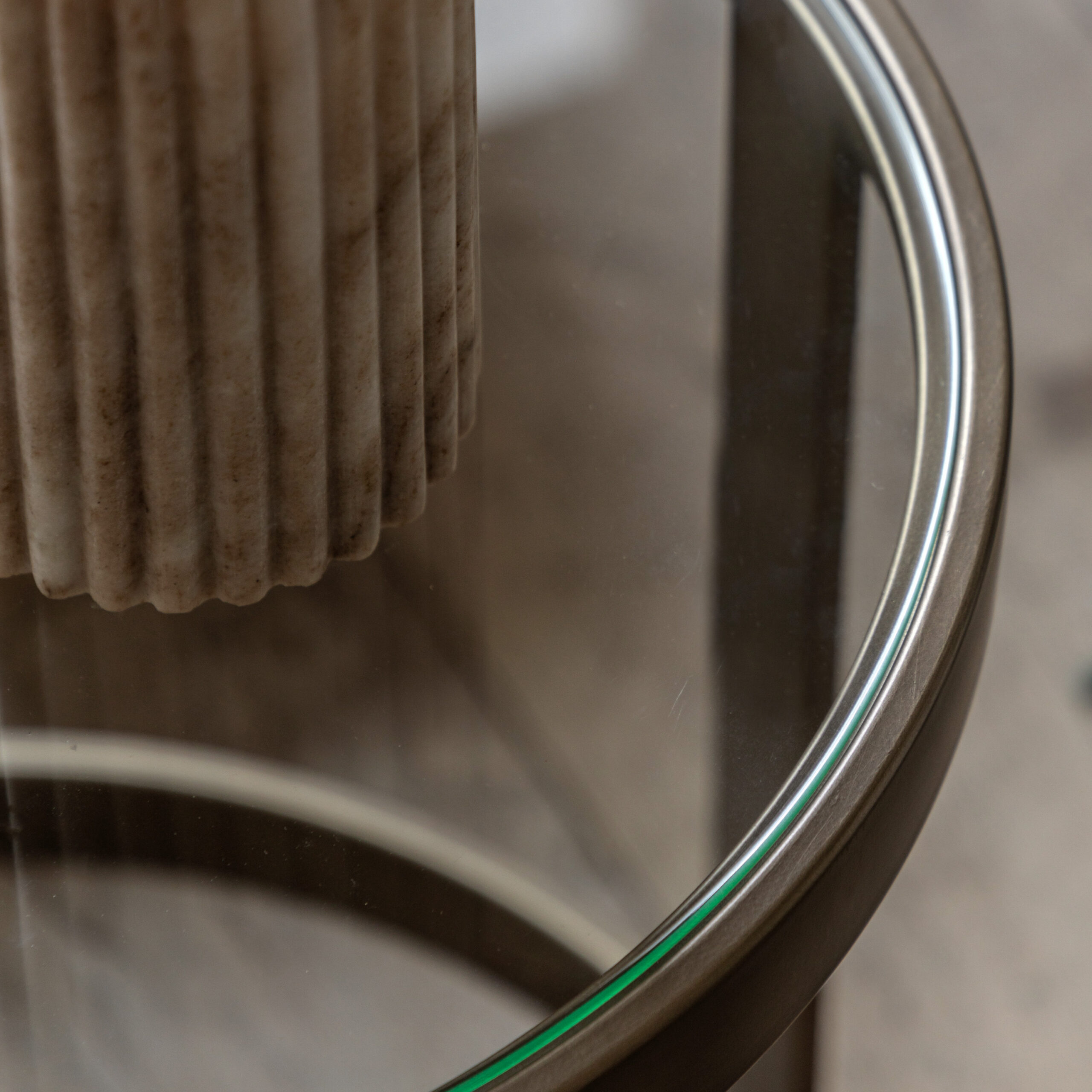 Como Side Table - Image 2