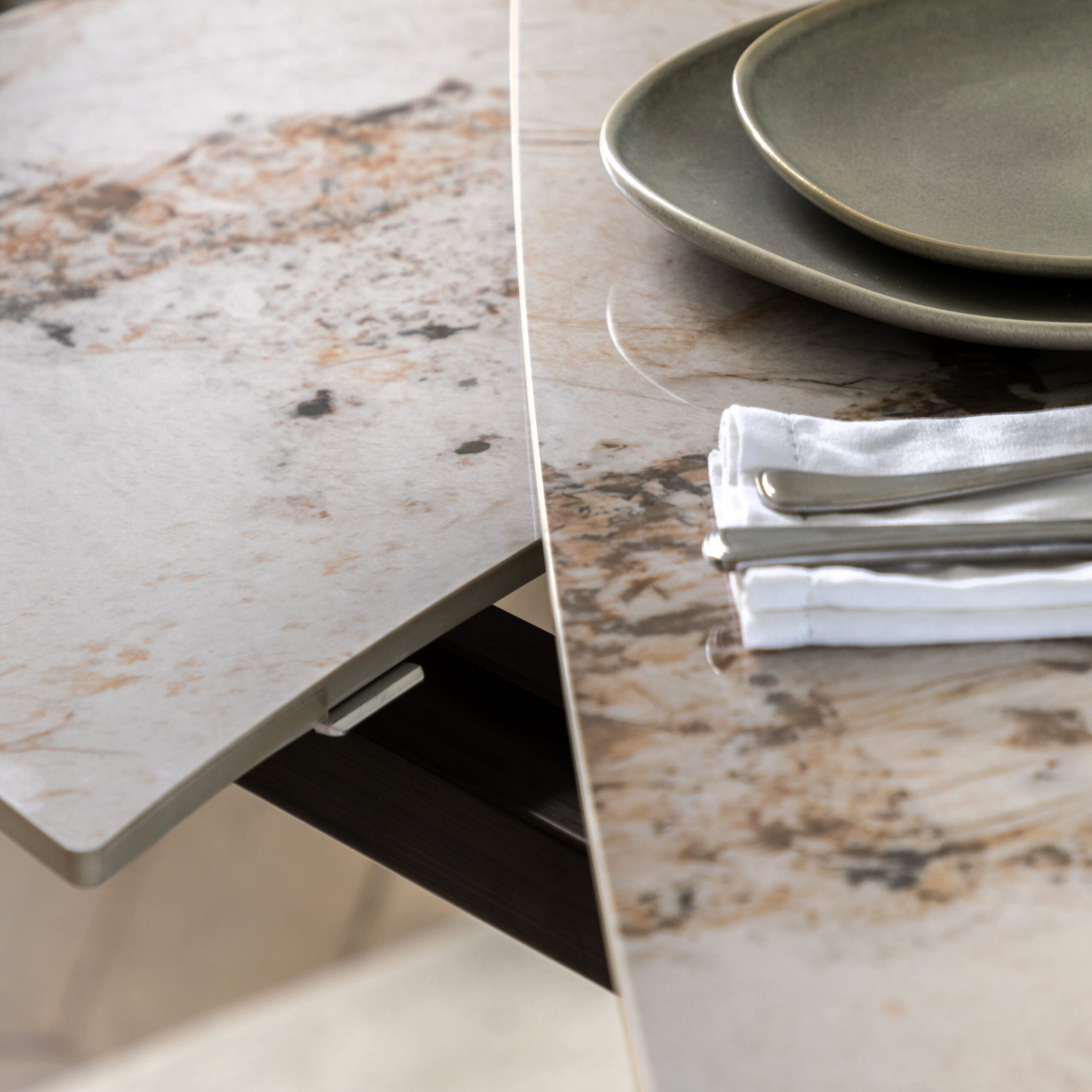 Brera Dining Table Bronze - Image 3