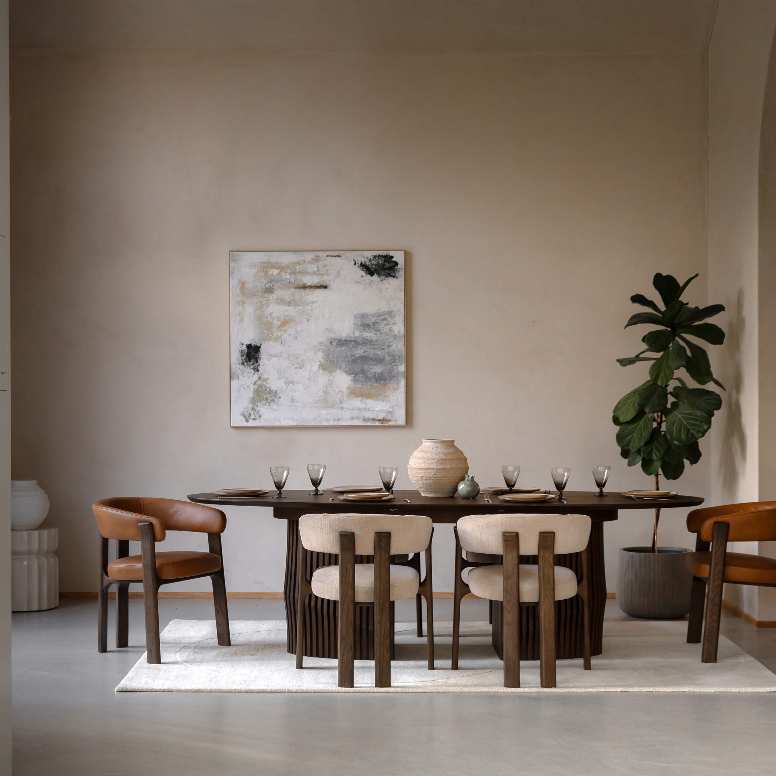 Luna Oval Extending Dining Table - Image 4
