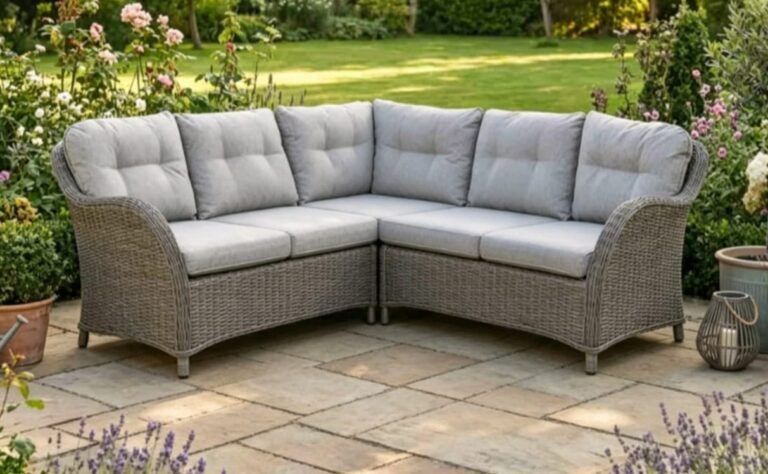 Modular Outdoor Seating: The 2026 British Guide to Flexible Garden Luxury