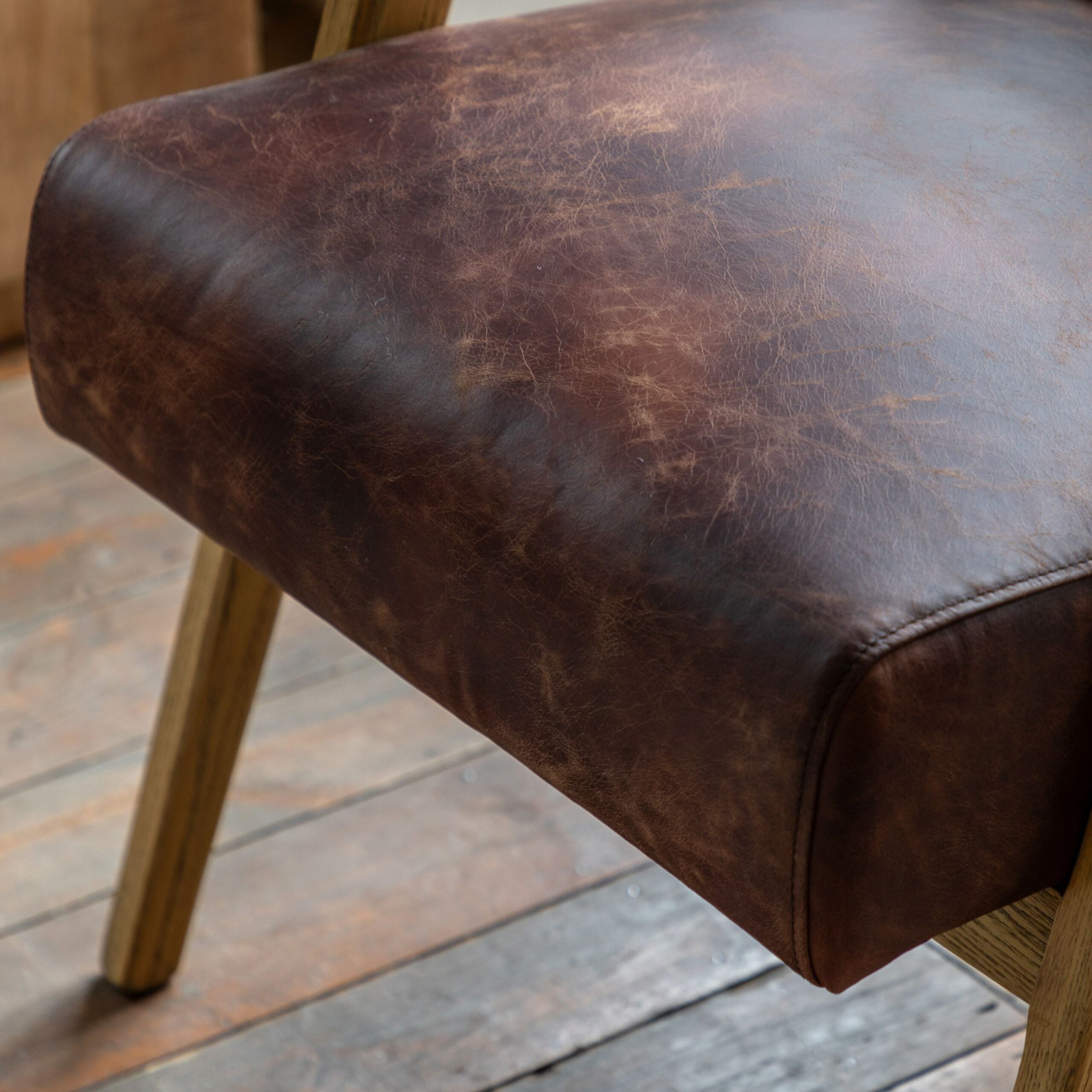 Goodwick Vintage Brown Leather Armchair - Image 3