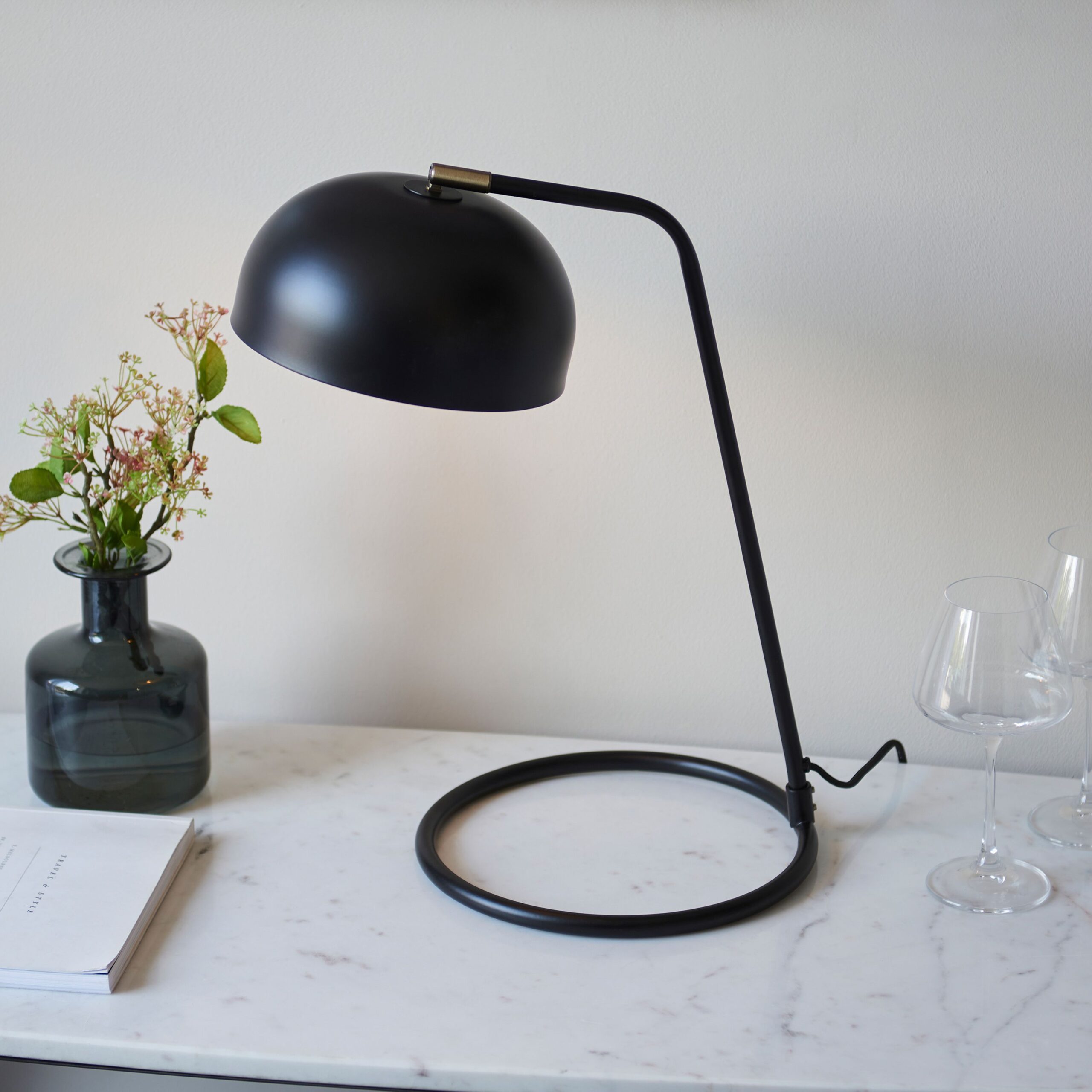 Skallar Table Lamp - Image 5