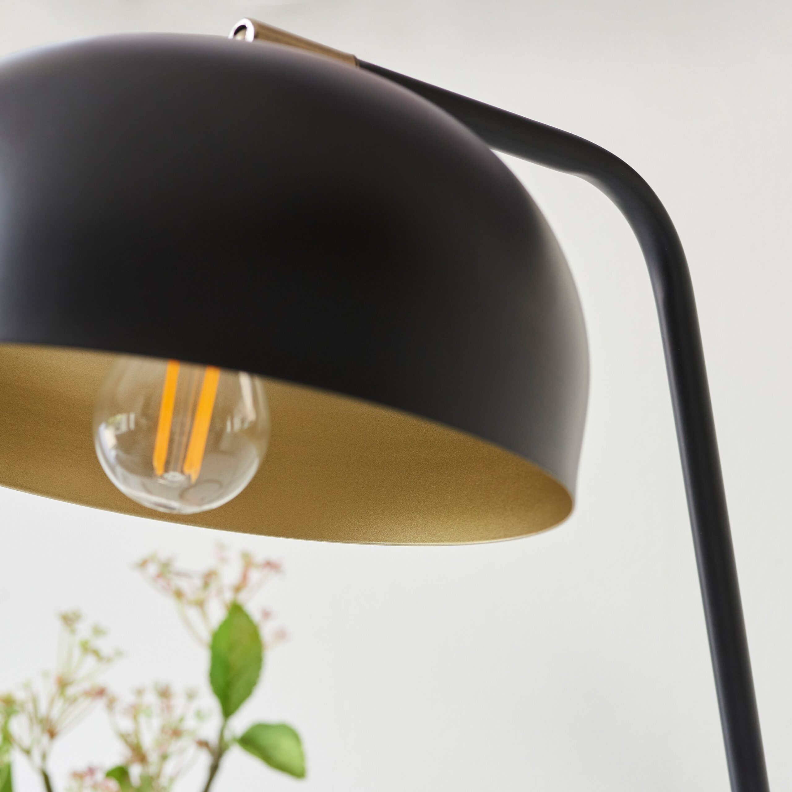 Skallar Table Lamp - Image 4